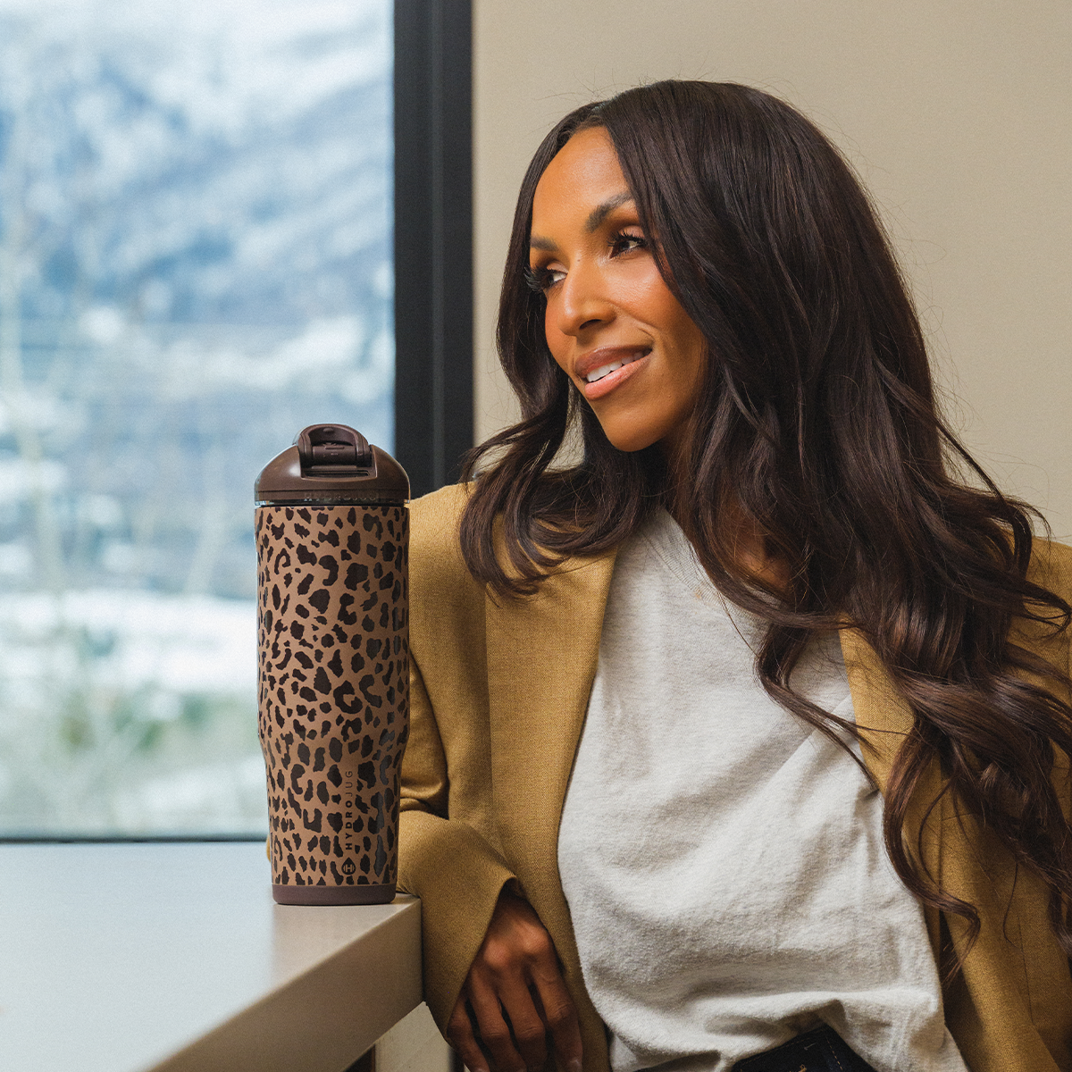 brown-leopard-32oz-946ml-b7 Ease32-BrownLeopard-WPI-8.png